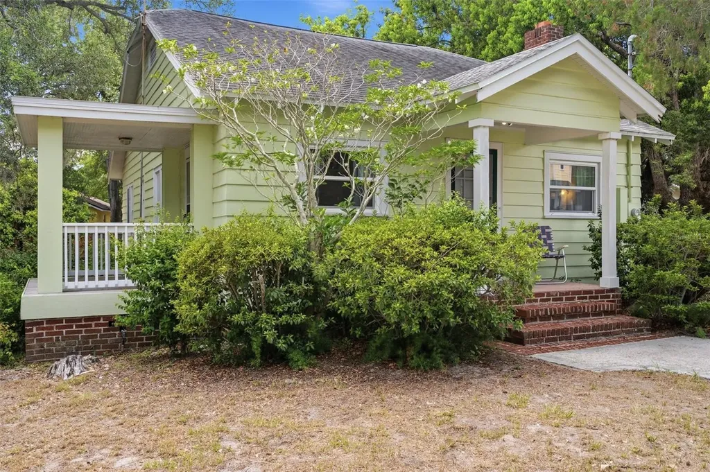 1747 Apache Trail Clearwater FL 33755