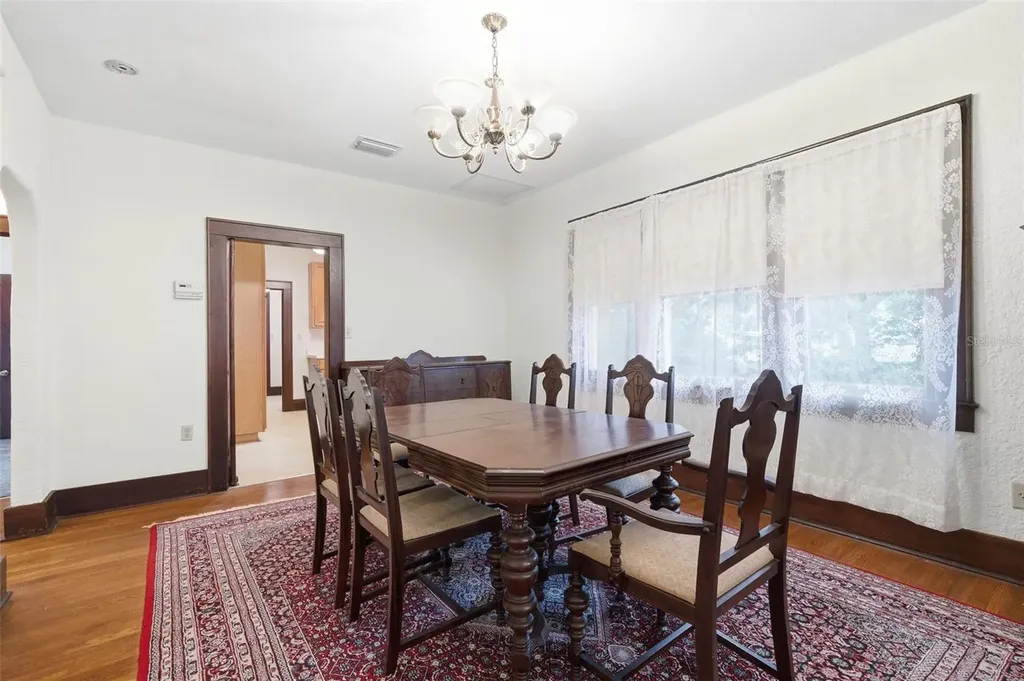 1747 Apache Trail Clearwater FL 33755