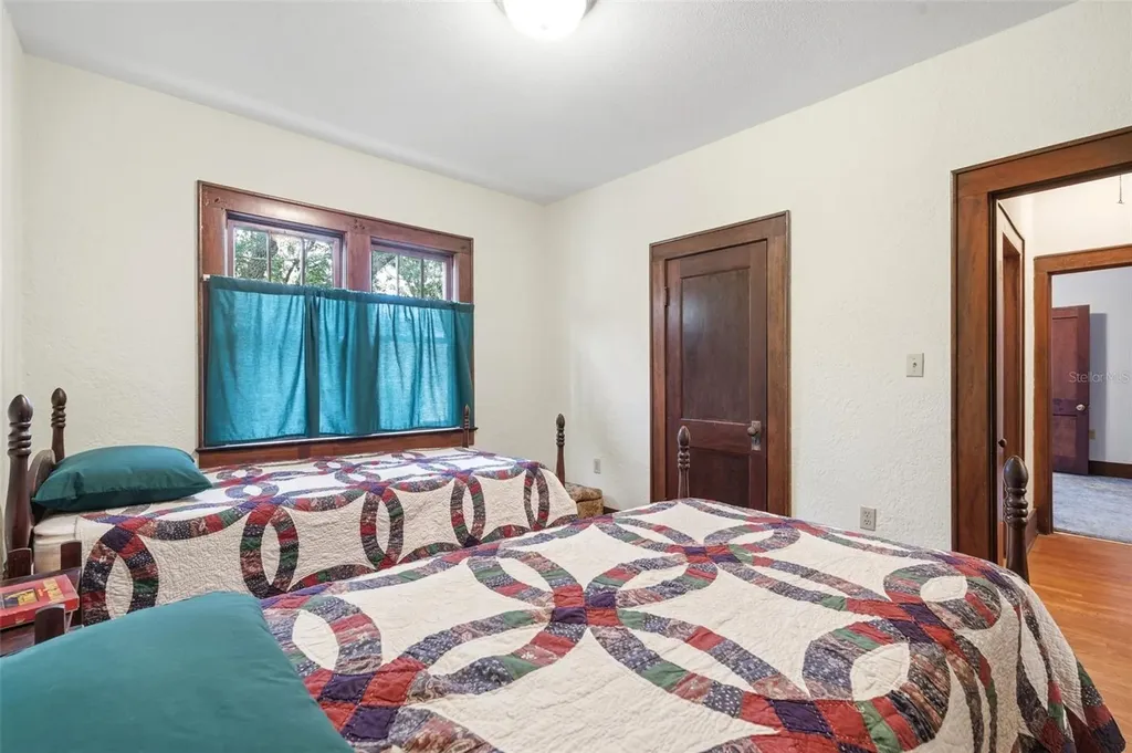 1747 Apache Trail Clearwater FL 33755