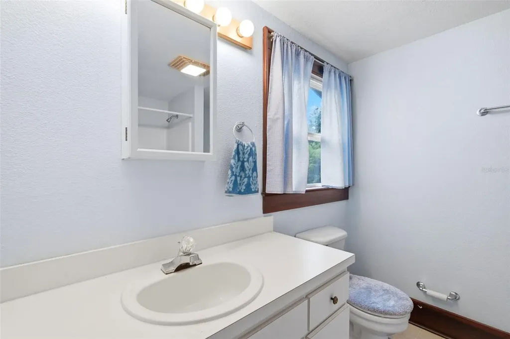 1747 Apache Trail Clearwater FL 33755