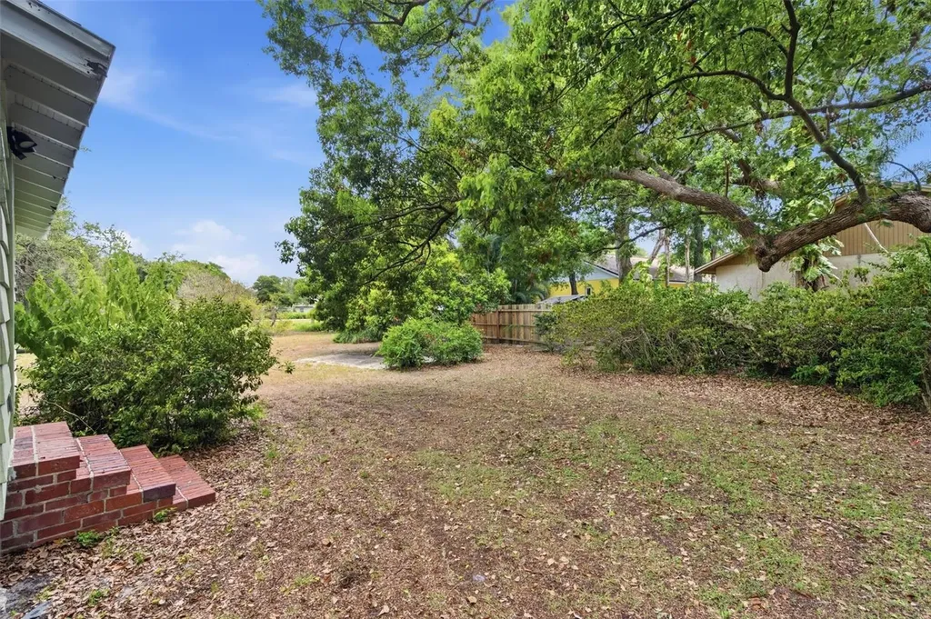 1747 Apache Trail Clearwater FL 33755