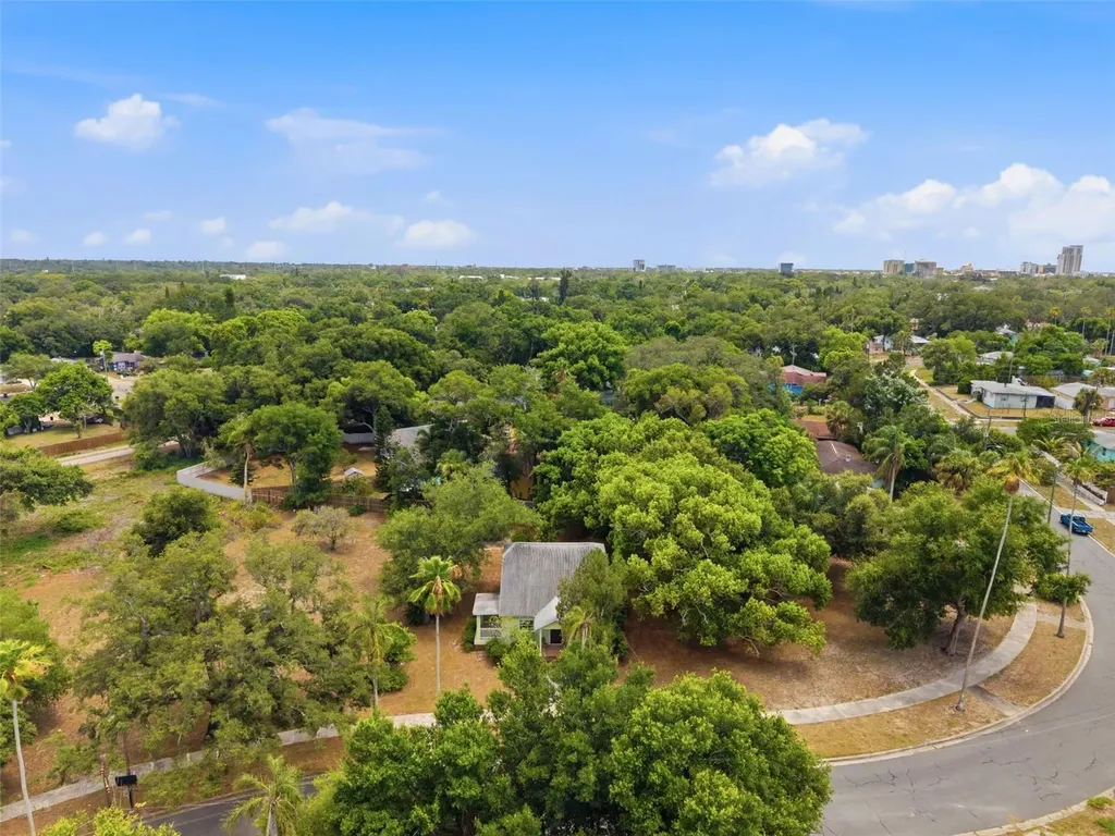 1747 Apache Trail Clearwater FL 33755