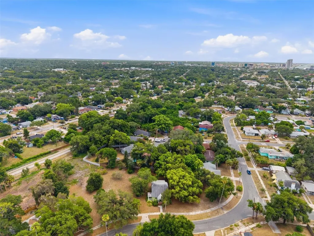 1747 Apache Trail Clearwater FL 33755