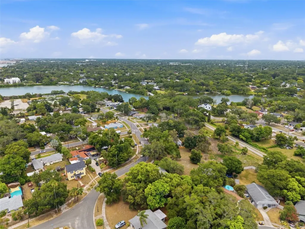 1747 Apache Trail Clearwater FL 33755