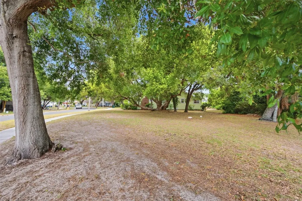 1747 Apache Trail Clearwater FL 33755