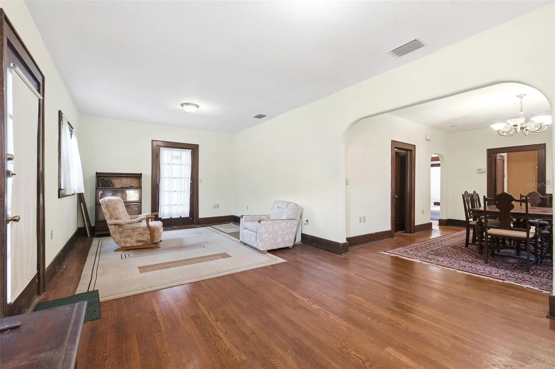 1747 Apache Trail Clearwater FL 33755
