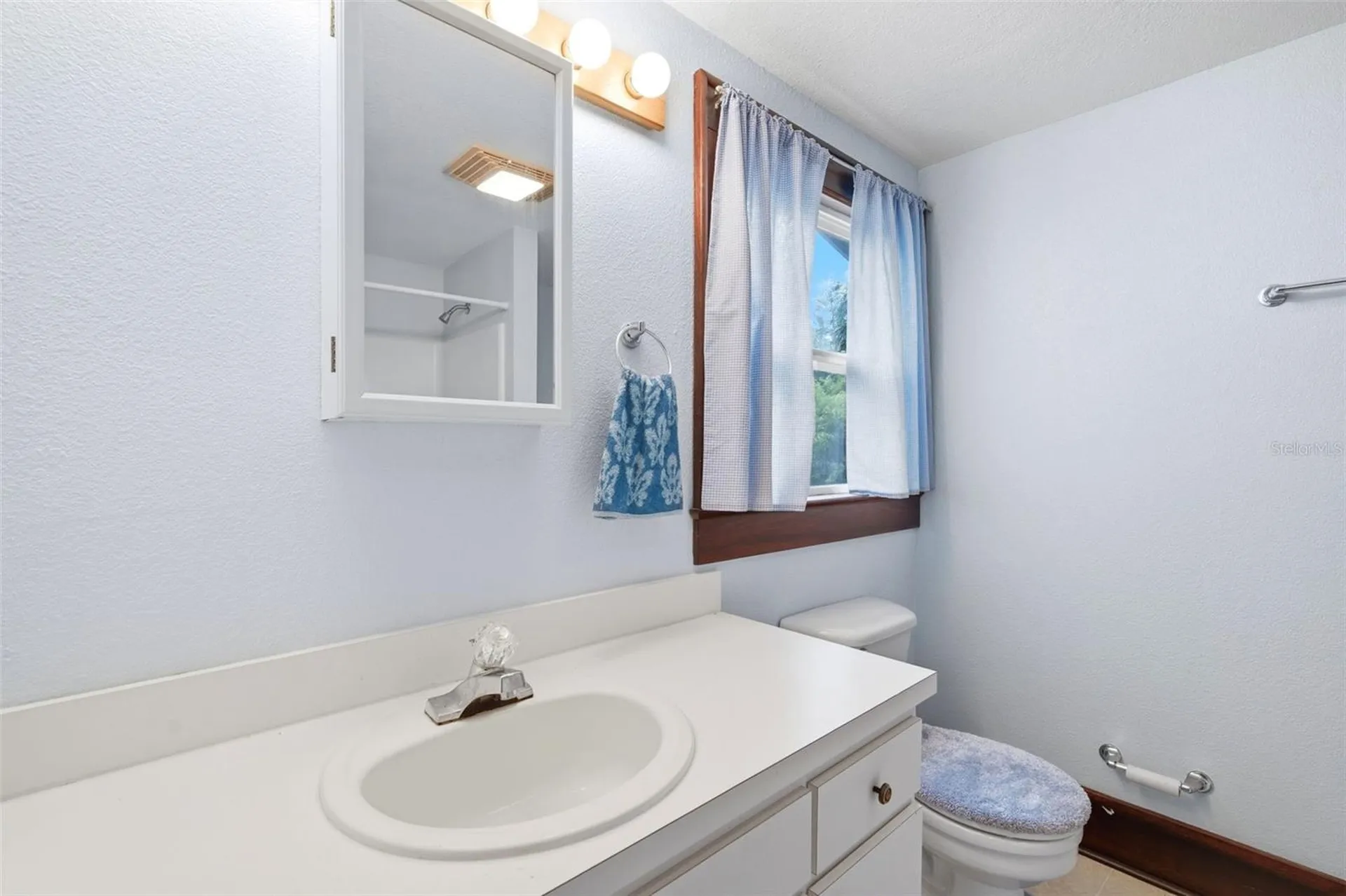 1747 Apache Trail Clearwater FL 33755