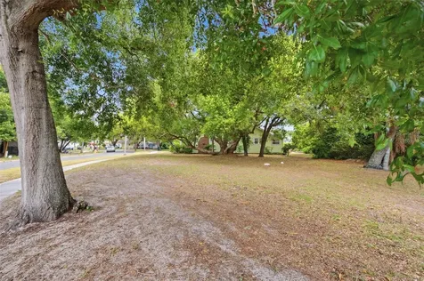 1747 Apache Trail Clearwater FL 33755