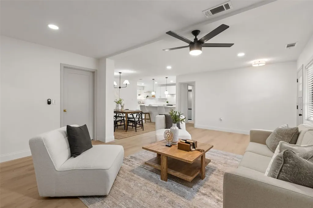 840 Huntington Place Orlando FL 32803