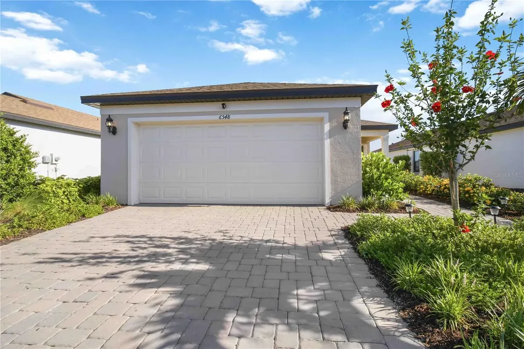 6548 Silverstar Drive Sarasota FL 34240