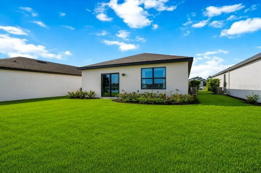 6548 Silverstar Drive Sarasota FL 34240