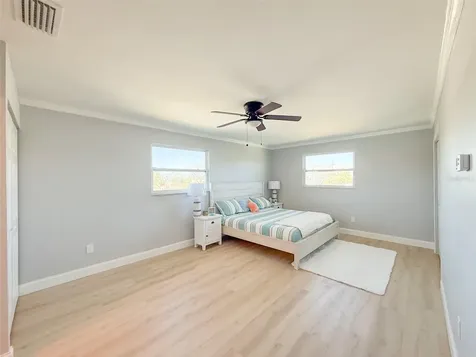13290 3rd Street E Madeira Beach FL 33708