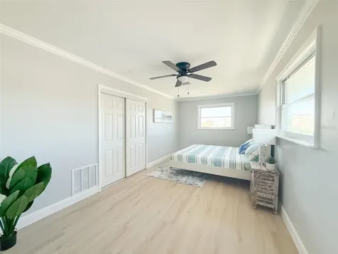 13290 3rd Street E Madeira Beach FL 33708
