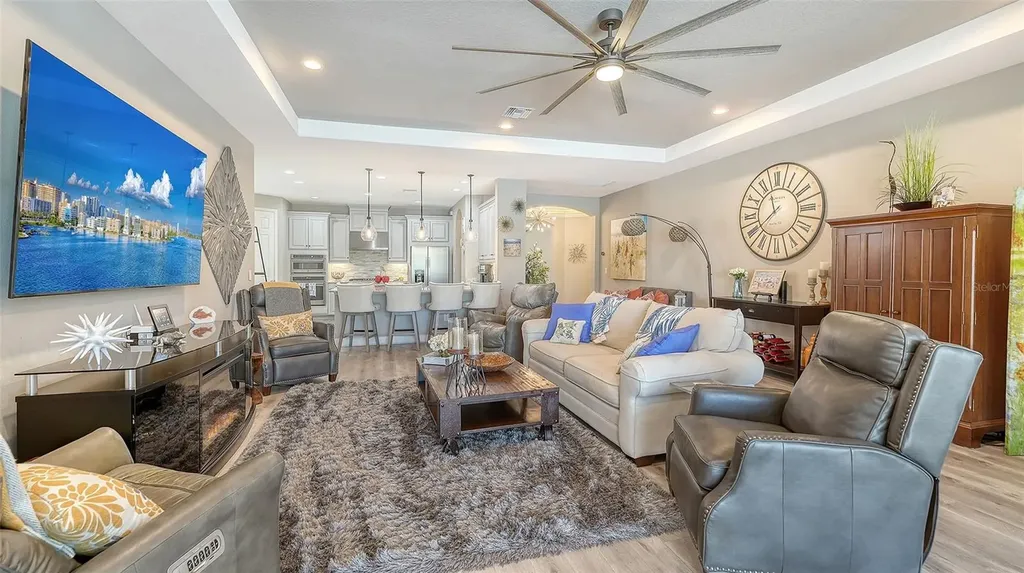 5873 Anise Drive Sarasota FL 34238