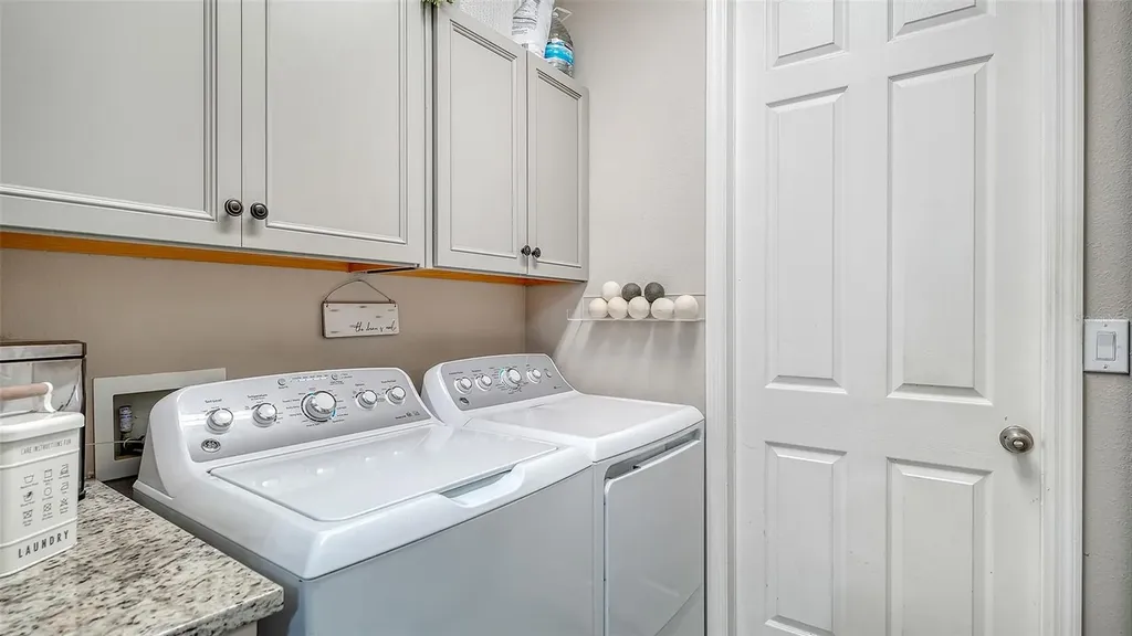 5873 Anise Drive Sarasota FL 34238