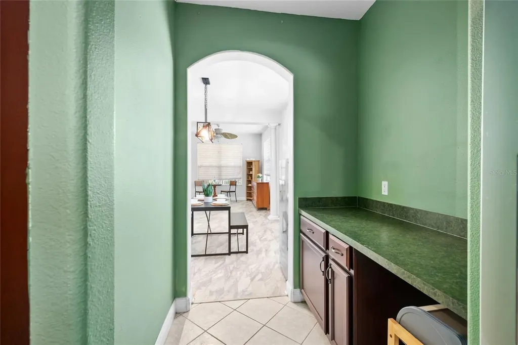 4930 Atwood Drive Orlando FL 32828