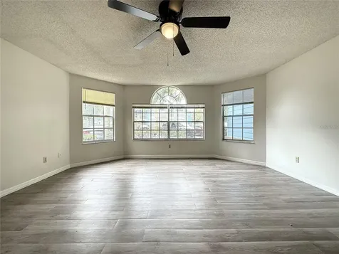 2717 N Poinciana Boulevard Kissimmee FL 34746