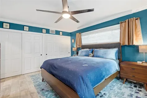 5220 39th Avenue N St Petersburg FL 33709