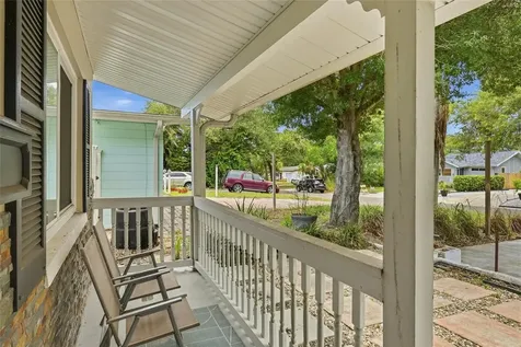 5220 39th Avenue N St Petersburg FL 33709