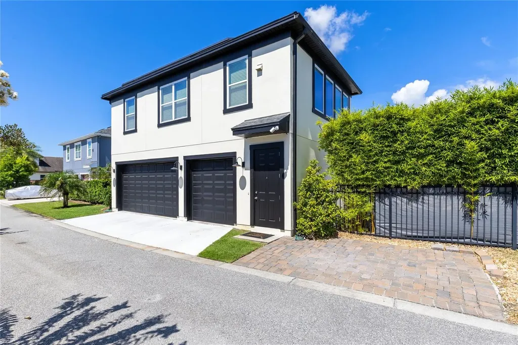 13153 Lessing Avenue Orlando FL 32827