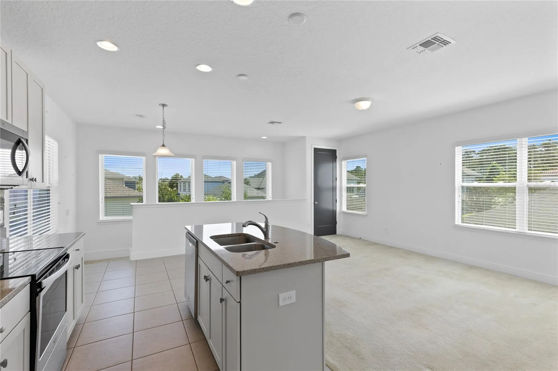 13153 Lessing Avenue Orlando FL 32827