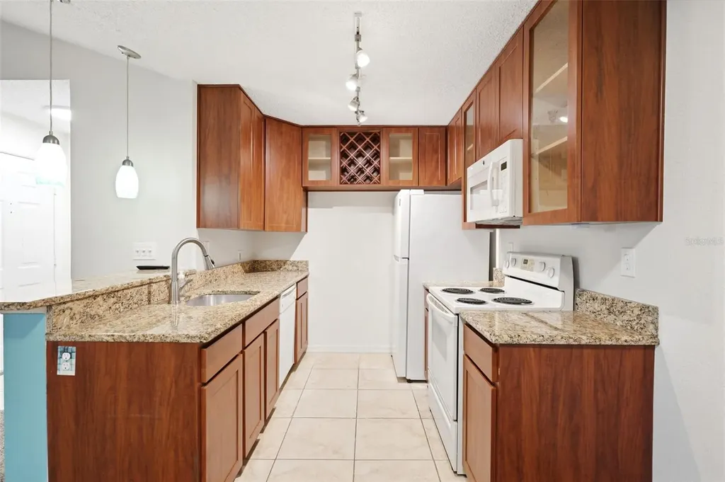 10263 Gandy Boulevard N St Petersburg FL 33702