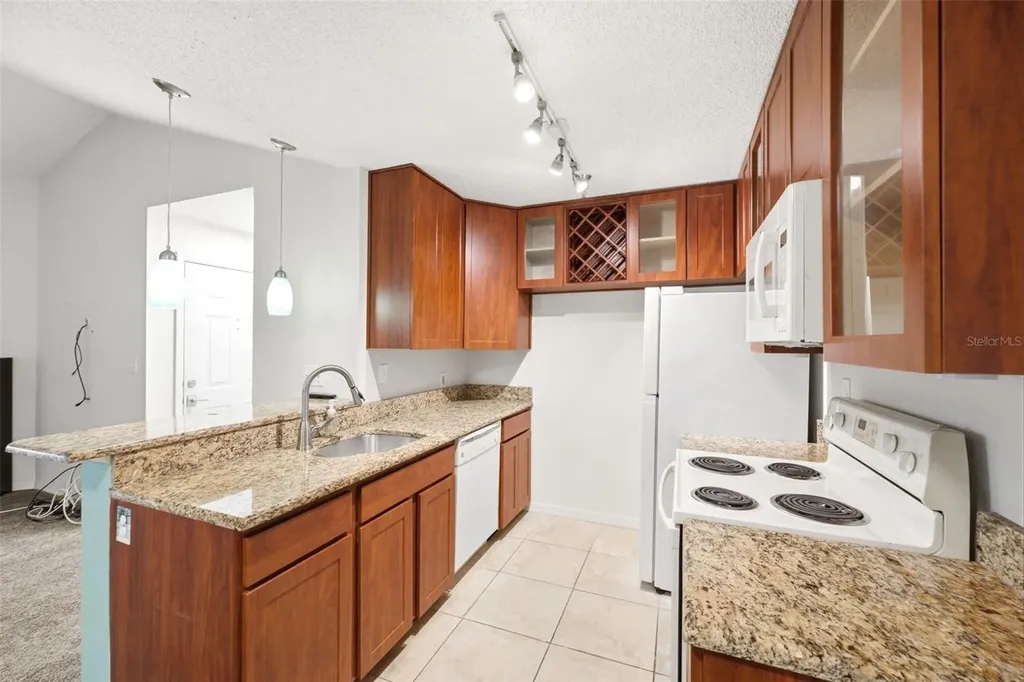 10263 Gandy Boulevard N St Petersburg FL 33702