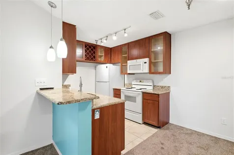 10263 Gandy Boulevard N St Petersburg FL 33702