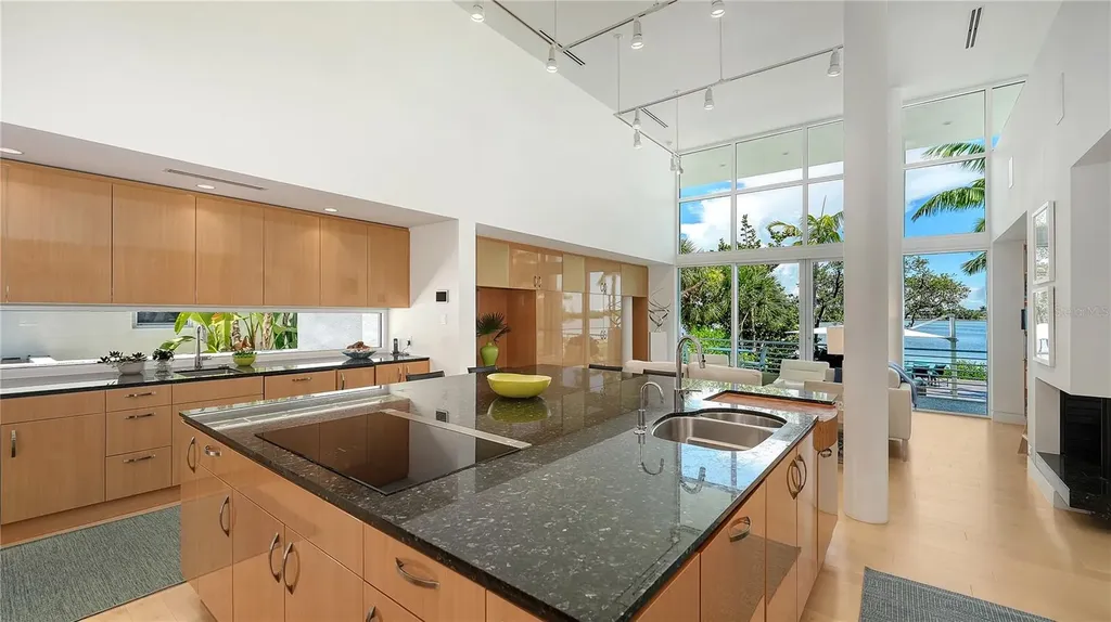 246 Morningside Drive Sarasota FL 34236