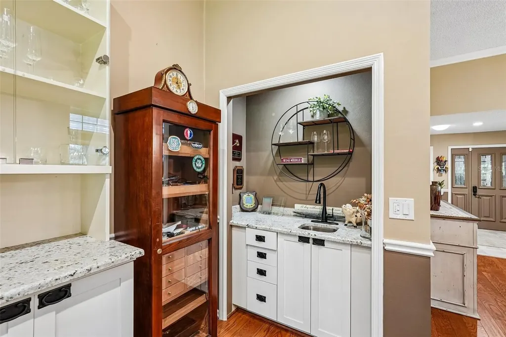 5676 Pipers Waite Sarasota FL 34235