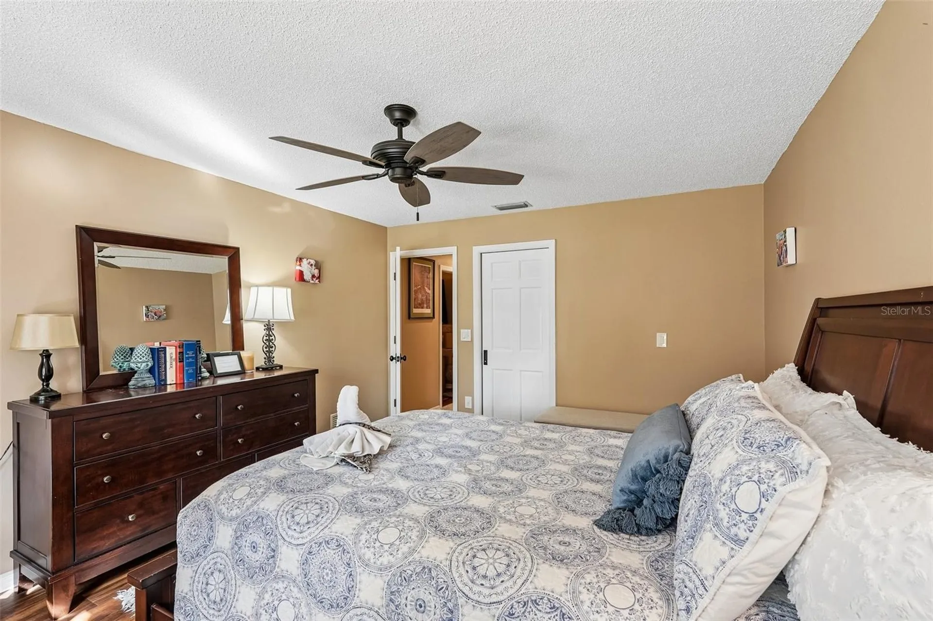 5676 Pipers Waite Sarasota FL 34235
