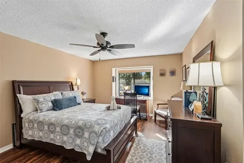 5676 Pipers Waite Sarasota FL 34235