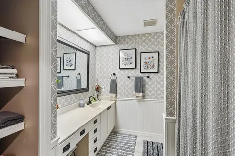 5676 Pipers Waite Sarasota FL 34235