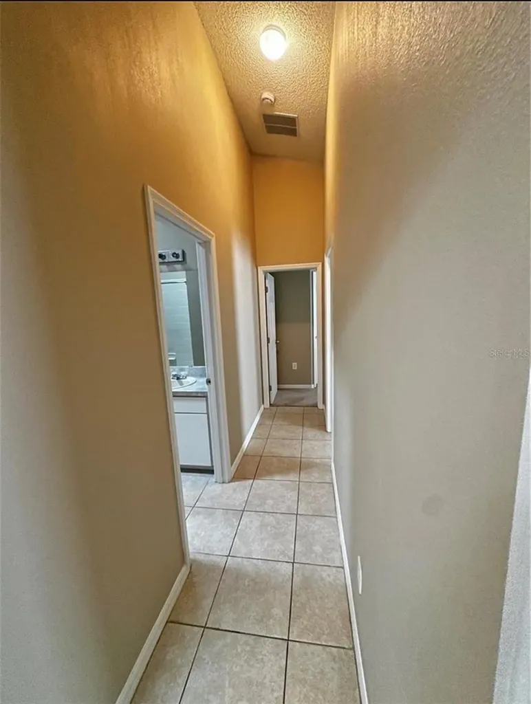 1836 Sandy Creek Lane Orlando FL 32826