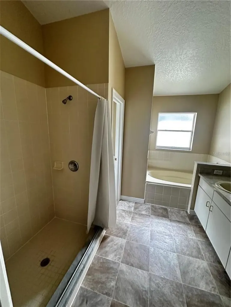1836 Sandy Creek Lane Orlando FL 32826