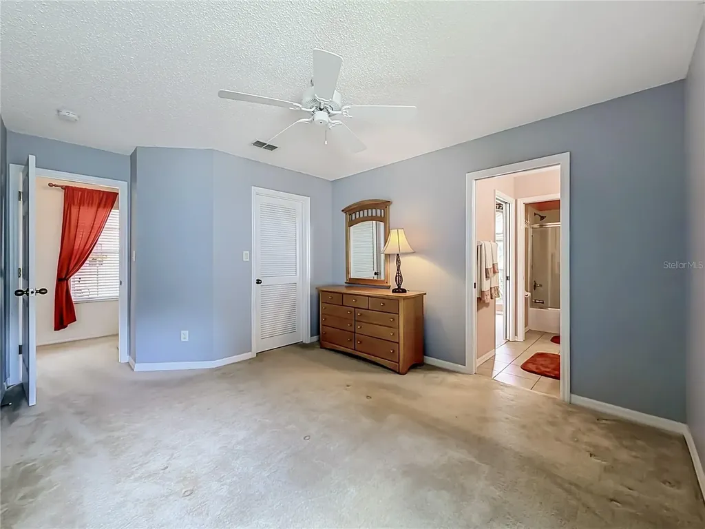 25243 River Crest Drive Leesburg FL 34748