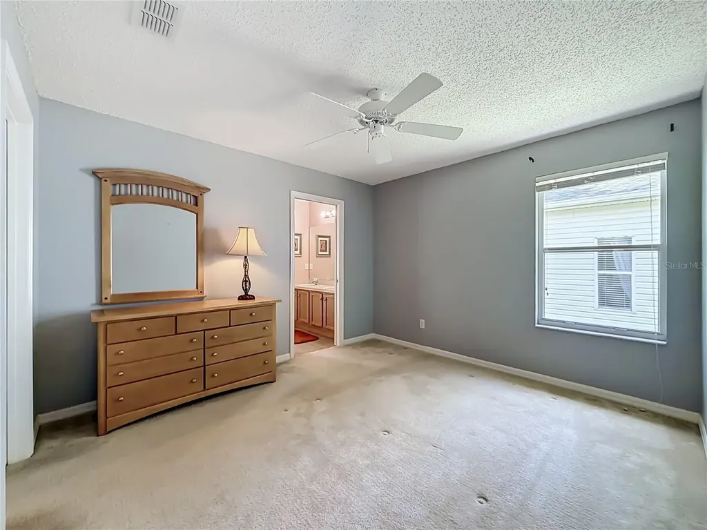 25243 River Crest Drive Leesburg FL 34748