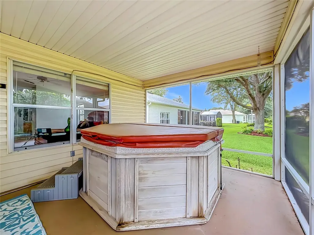 25243 River Crest Drive Leesburg FL 34748