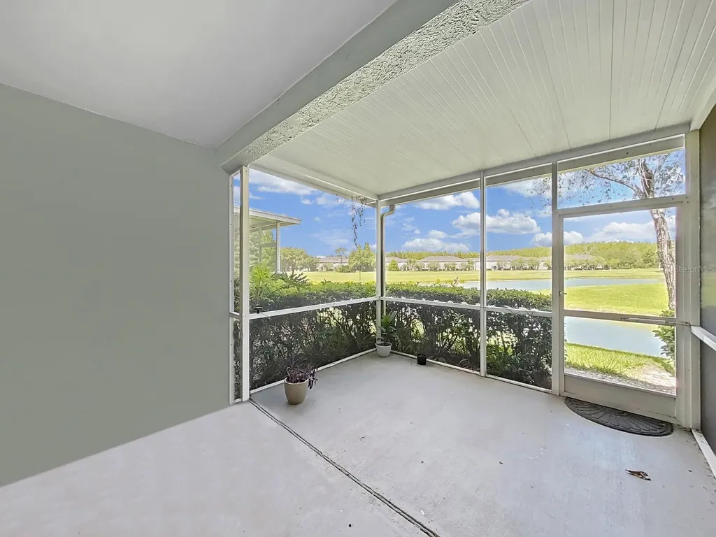 18126 Paradise Point Drive Tampa FL 33647