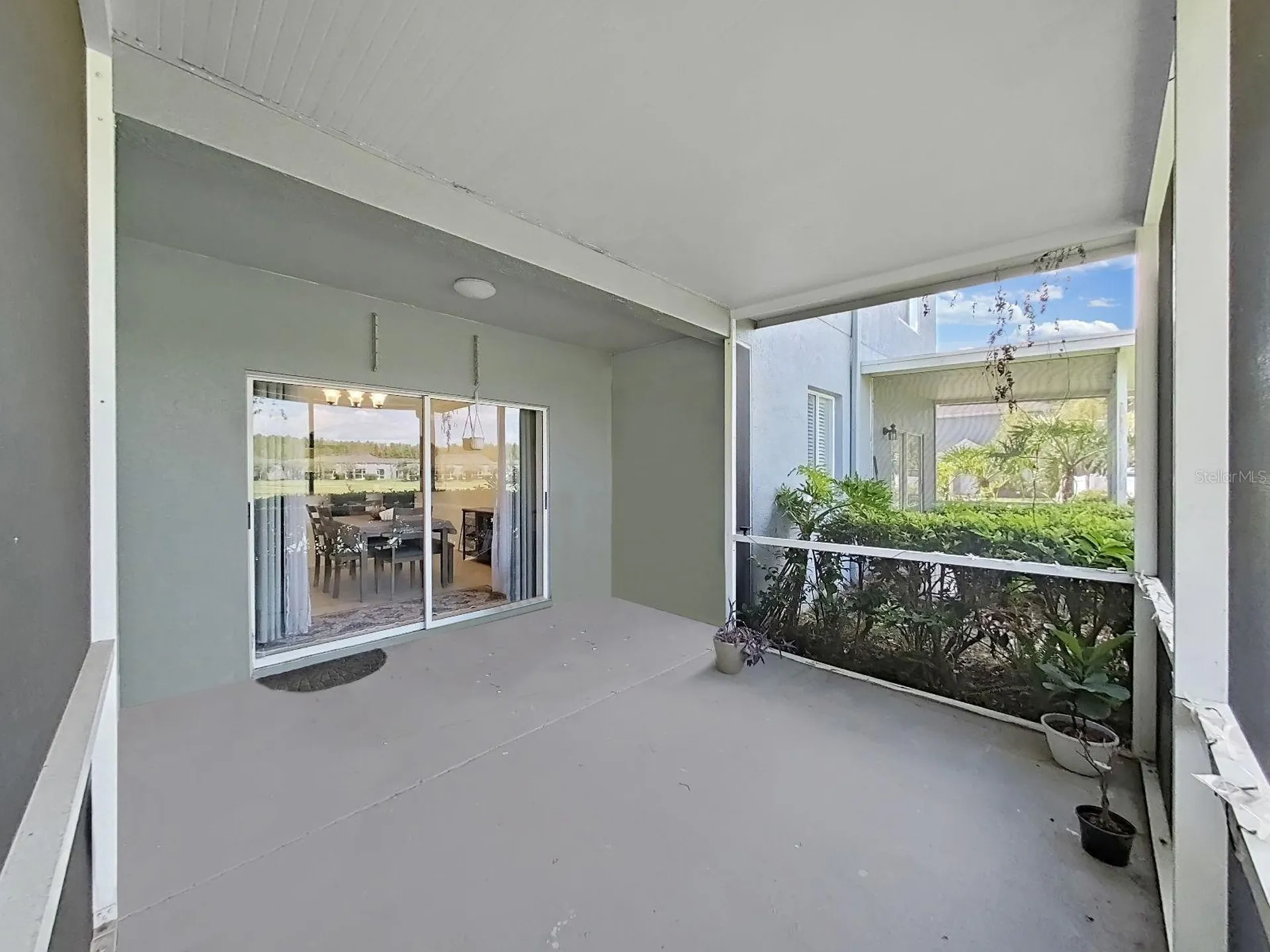 18126 Paradise Point Drive Tampa FL 33647
