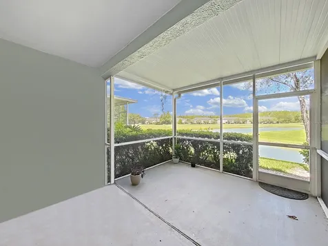 18126 Paradise Point Drive Tampa FL 33647