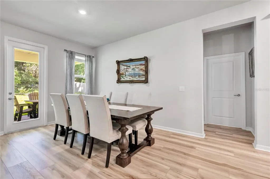 5972 Sacred Oak Avenue Mount Dora FL 32757