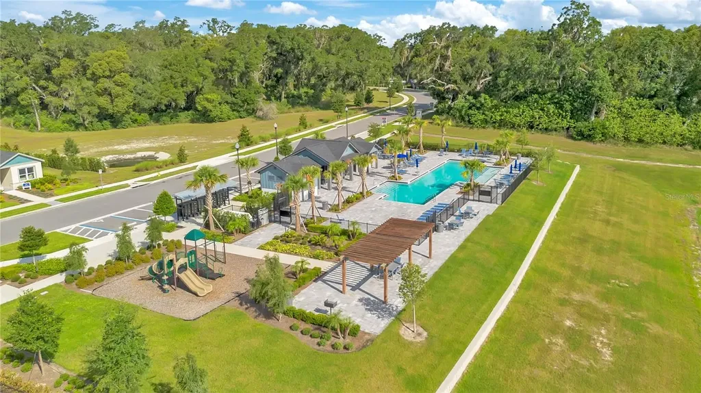 5972 Sacred Oak Avenue Mount Dora FL 32757