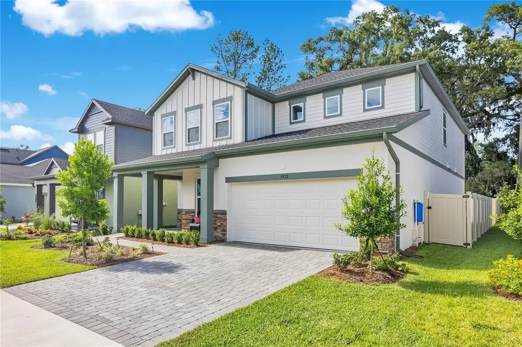 5972 Sacred Oak Avenue Mount Dora FL 32757