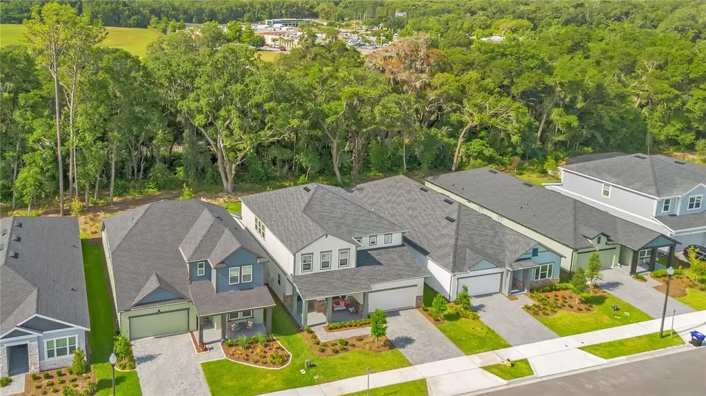 5972 Sacred Oak Avenue Mount Dora FL 32757