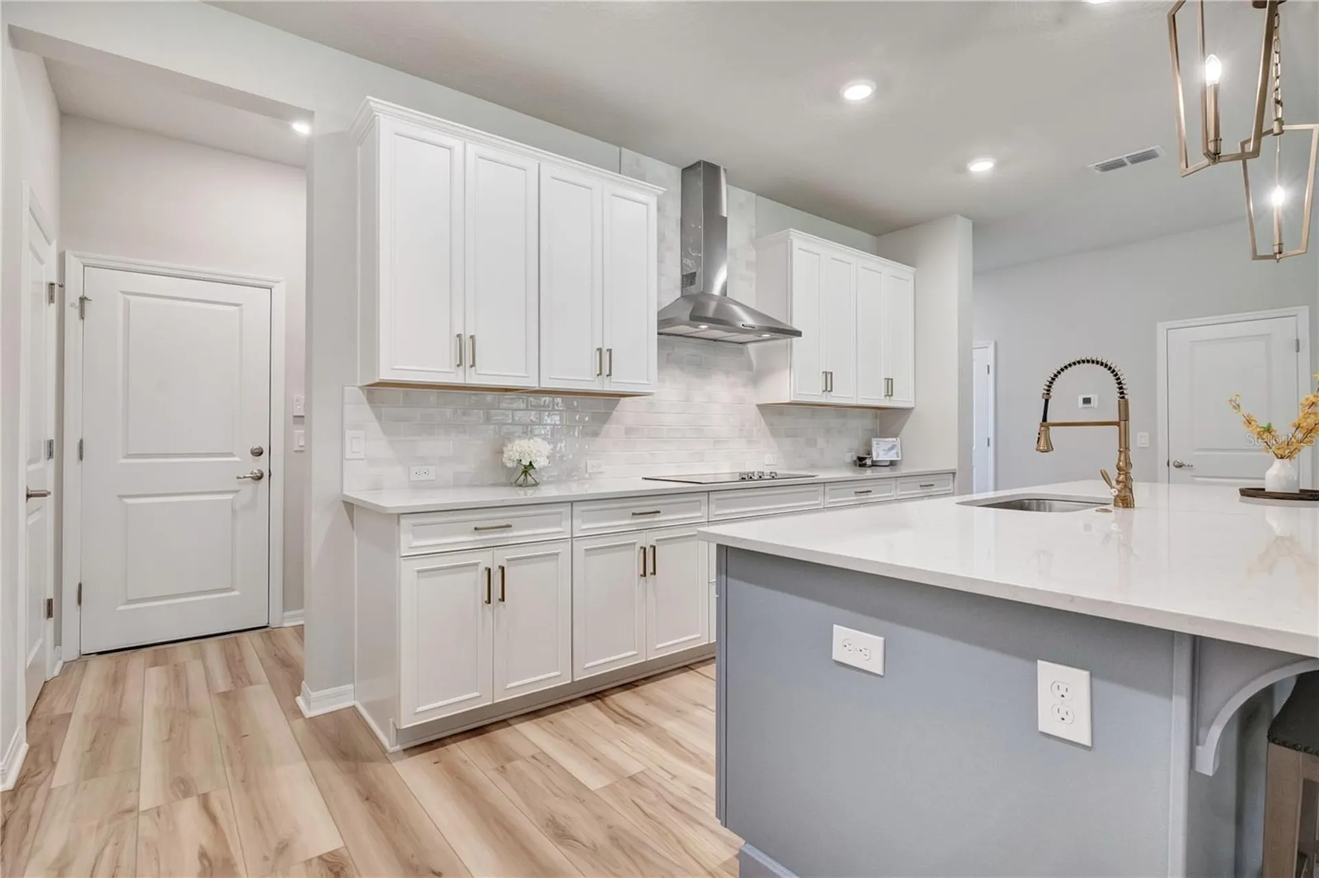 5972 Sacred Oak Avenue Mount Dora FL 32757