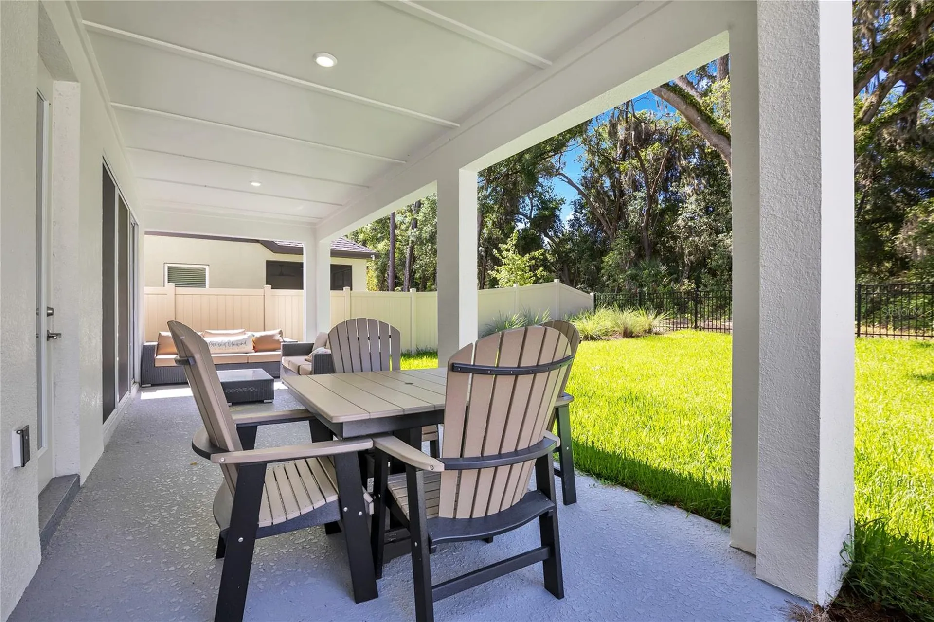5972 Sacred Oak Avenue Mount Dora FL 32757