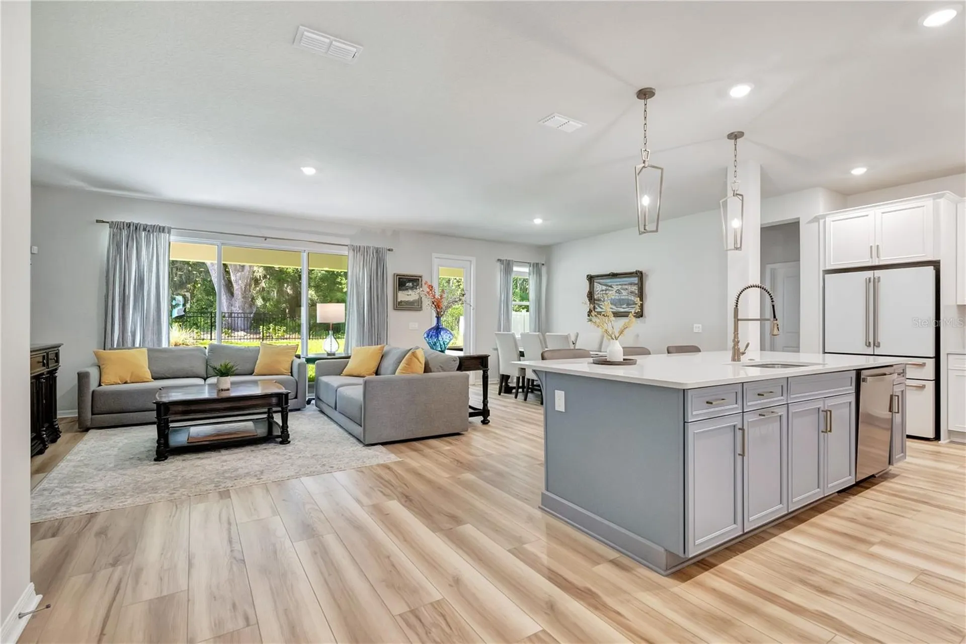 5972 Sacred Oak Avenue Mount Dora FL 32757