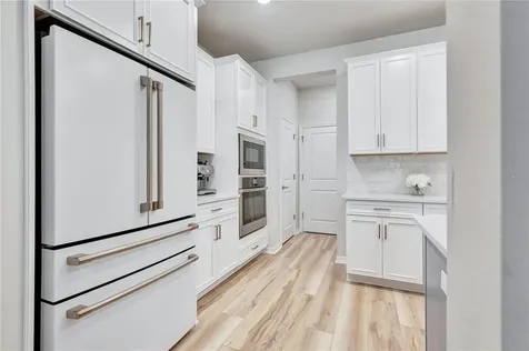 5972 Sacred Oak Avenue Mount Dora FL 32757