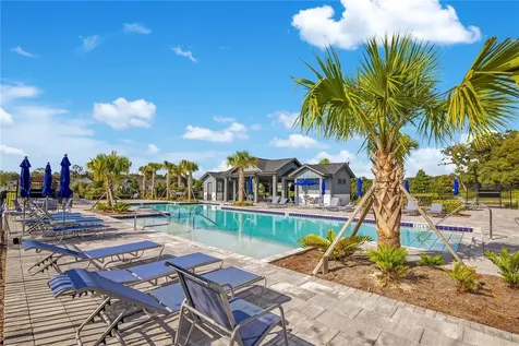 5972 Sacred Oak Avenue Mount Dora FL 32757